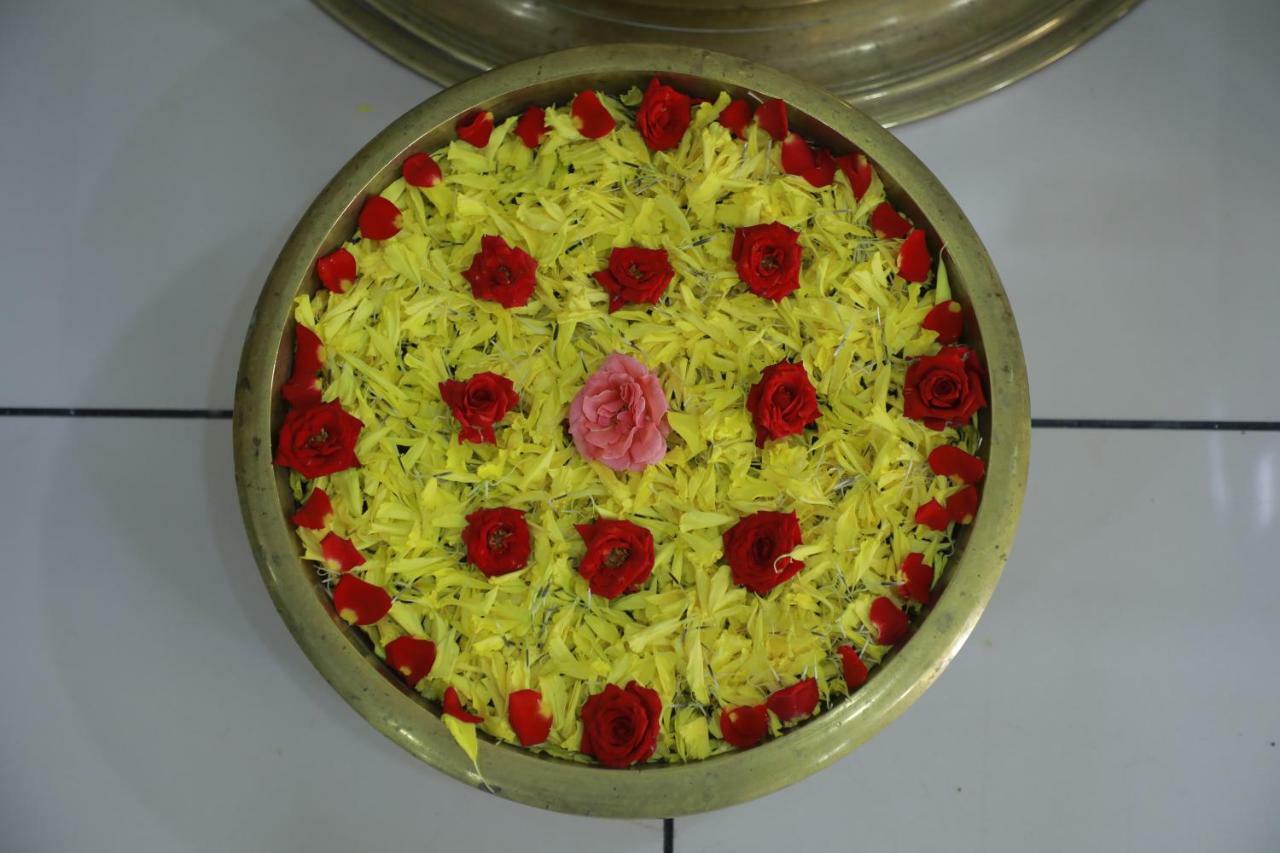 Pavithram Residency Bed & Breakfast Kollam Bagian luar foto